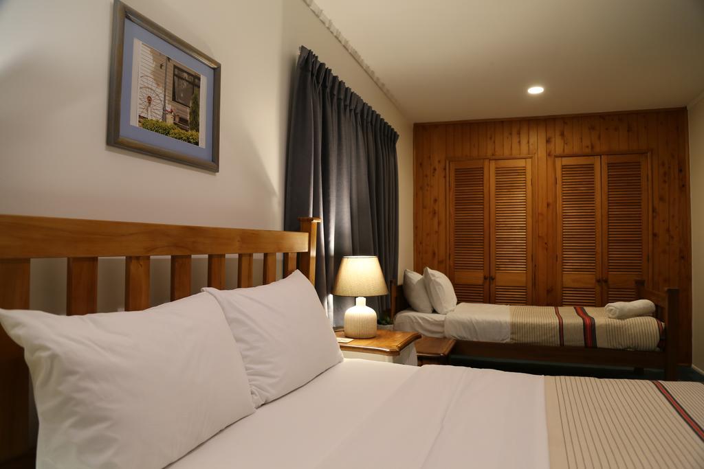 Papakura Motor Lodge & Motel ภายนอก รูปภาพ