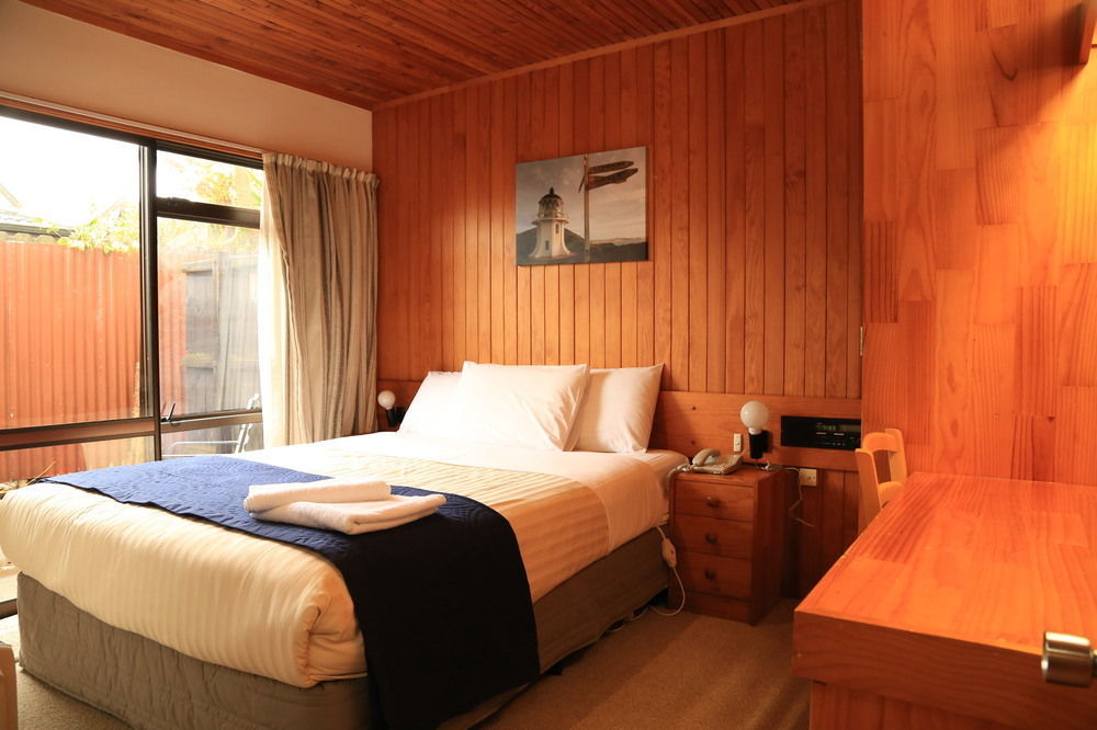 Papakura Motor Lodge & Motel ภายนอก รูปภาพ