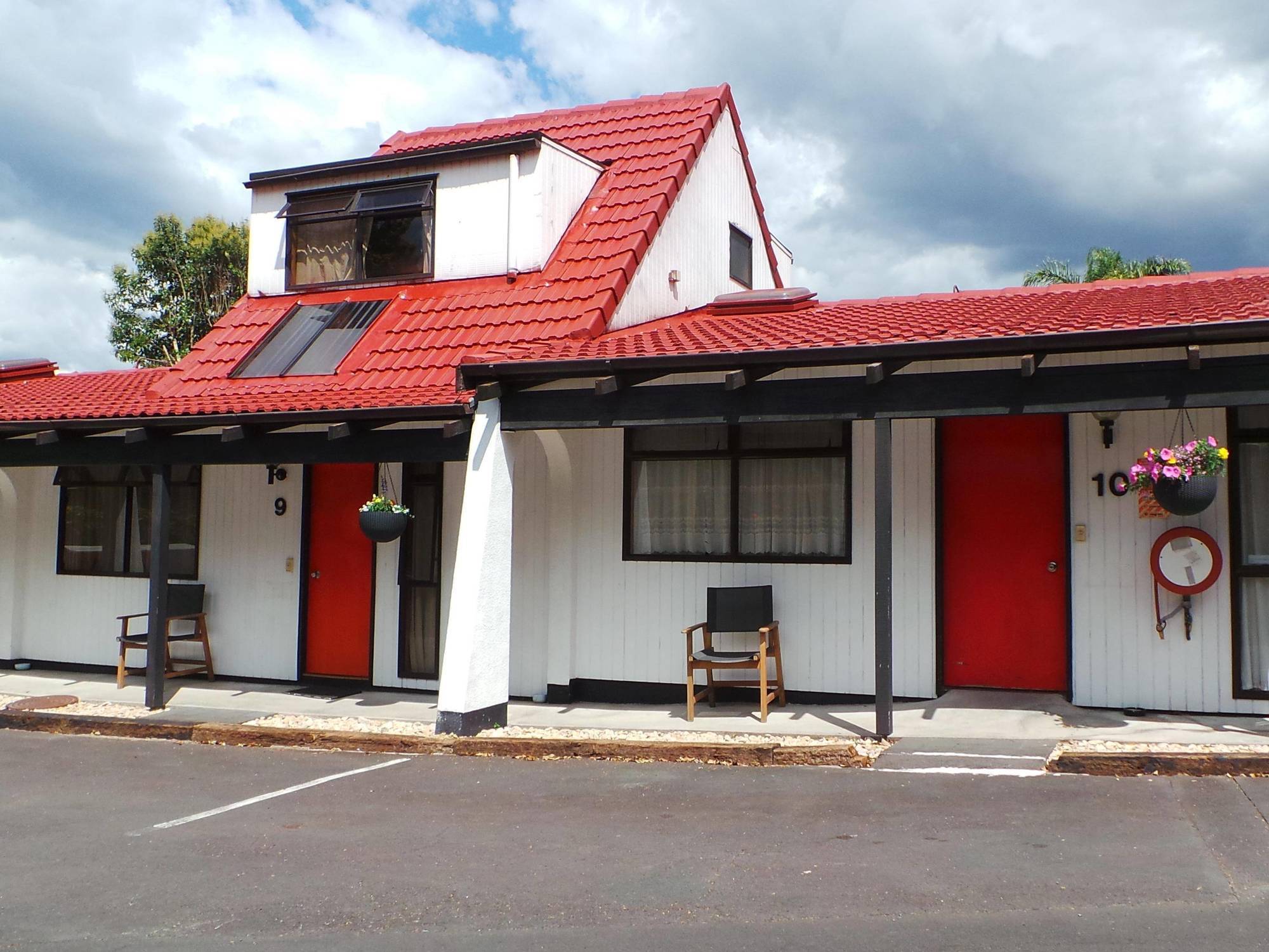Papakura Motor Lodge & Motel ภายนอก รูปภาพ